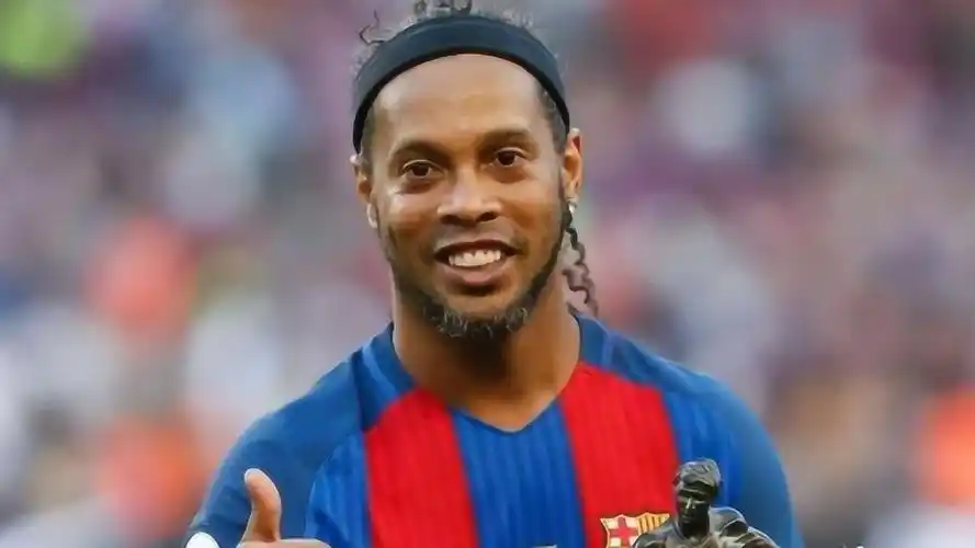 年梯队的培 年梯队的培