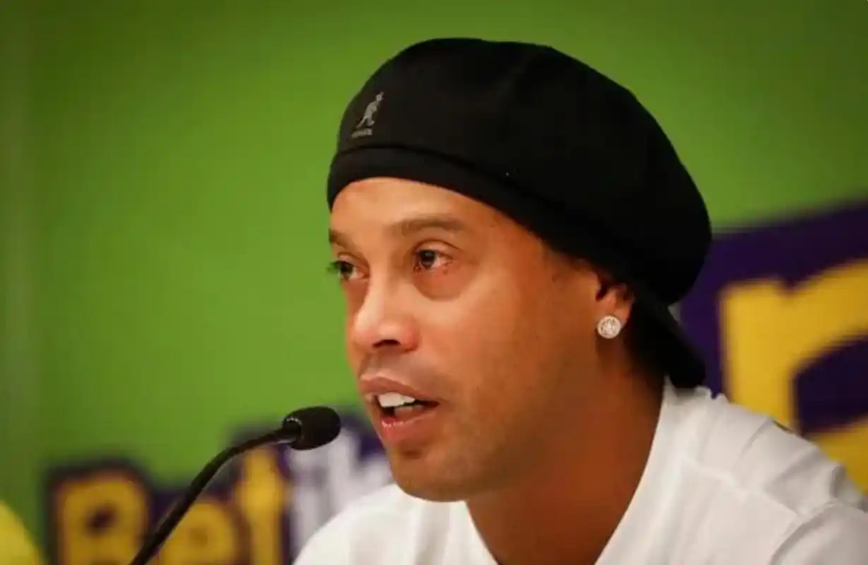 与马丁内利 与马丁内利