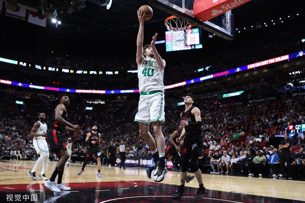 扣篮的画面 扣篮的画面